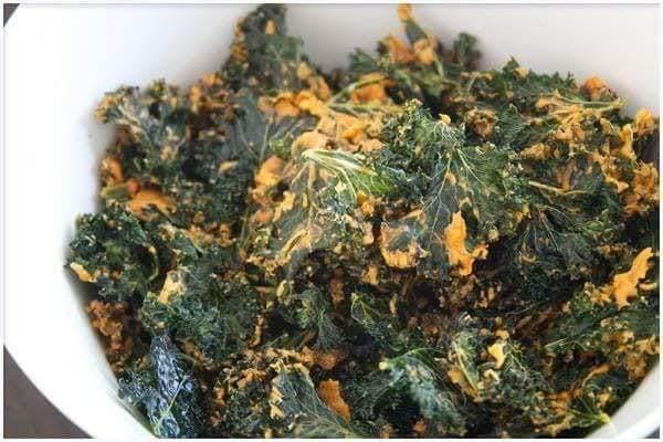 KALE- lapinių kopūstų traškučiai.