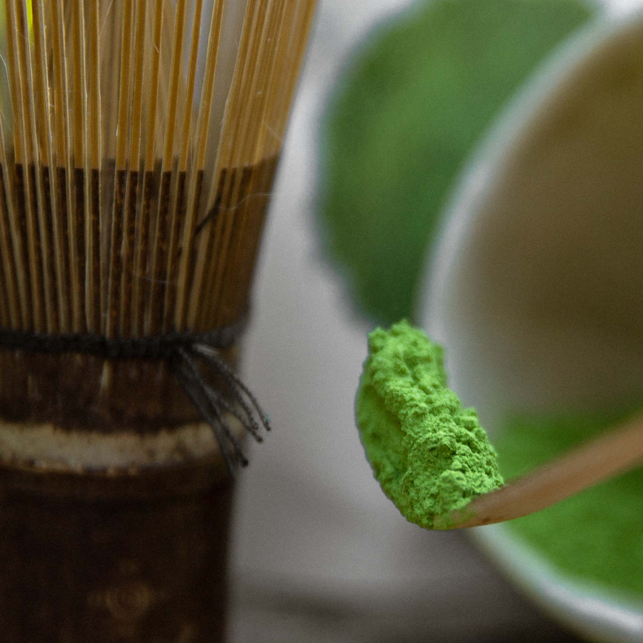 Kas yra Matcha Arbata? Istorija, Gamybos Procesas ir Gėrimo Tradicijos.