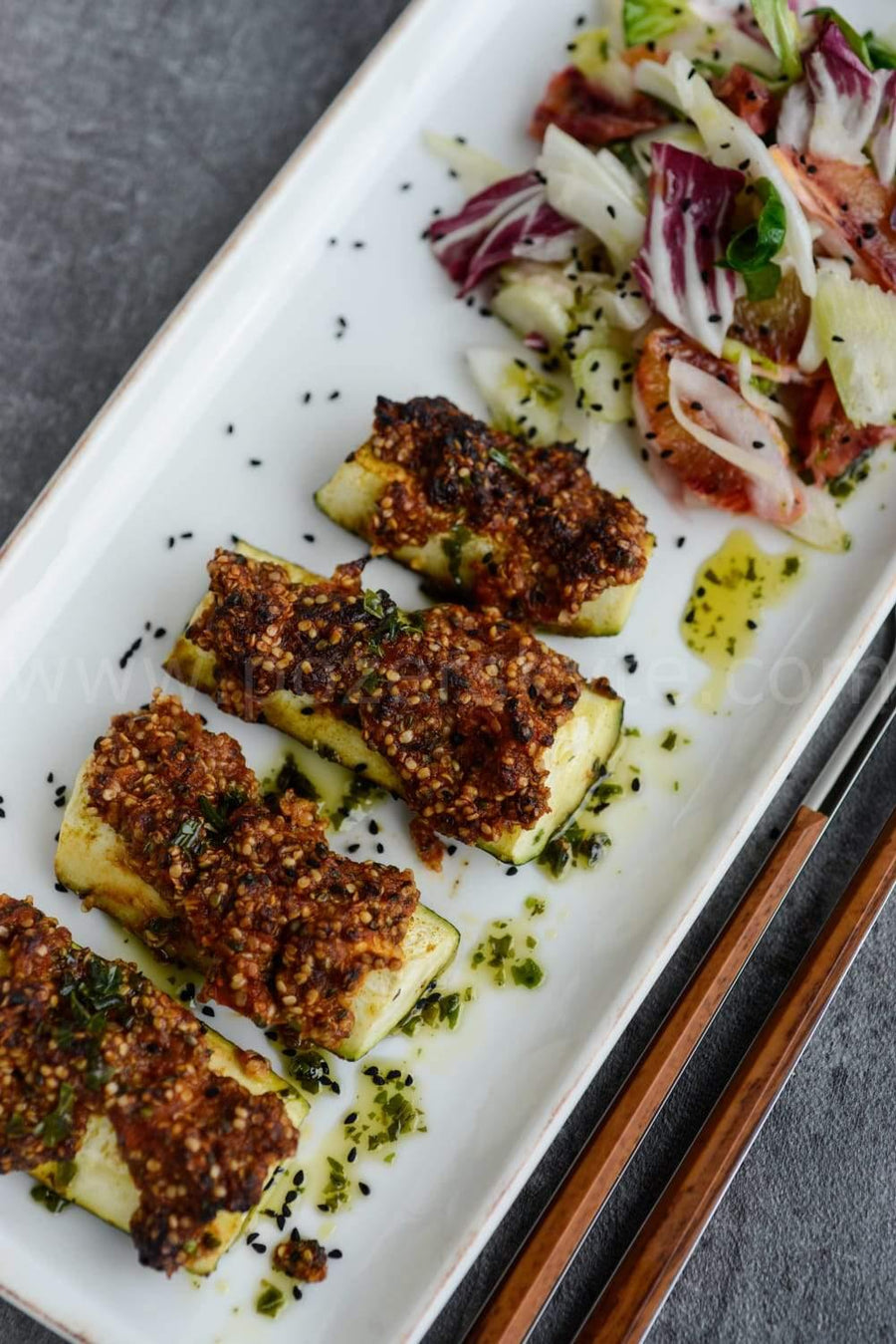 Kai norisi kažko šilto ir sveiko. "Cukinijos su graikiškų riešutų pesto/Pankolio salotos".