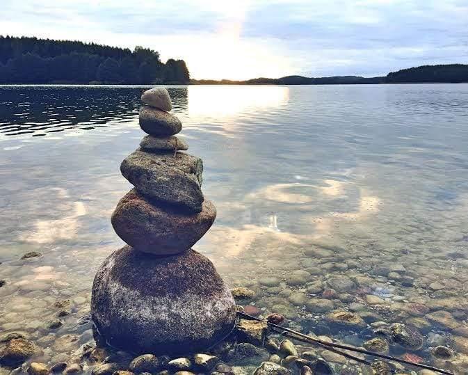 Gyvą vandenį, turintį milžinišką galią, gamta sukuria iš birželio 23 dienos į birželio 24 dienos nuo 23 val. iki 3 val. ryto..