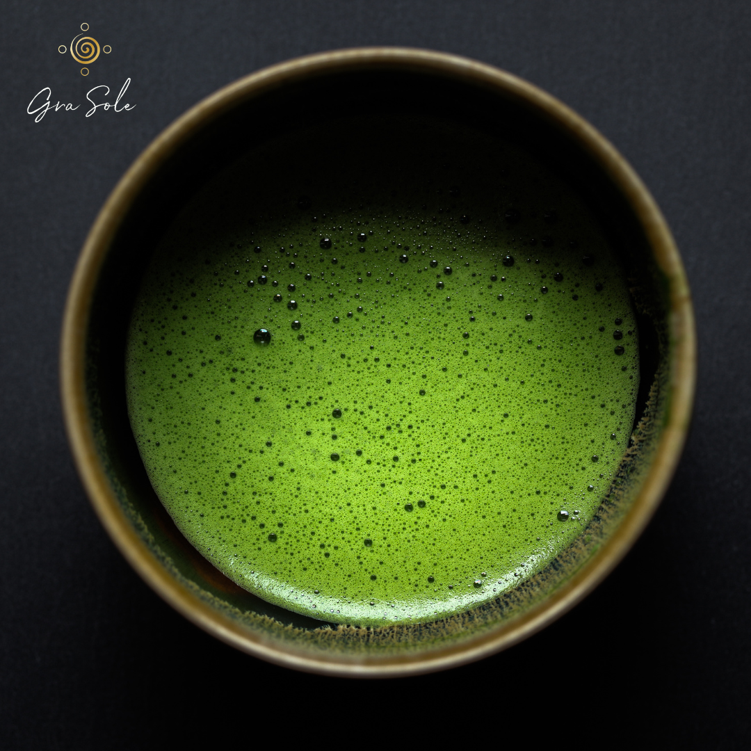 Matcha nauda žmogui.